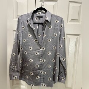 Beautiful silky LS gray BR blouse, tailored styling, size medium